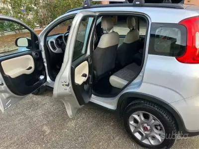 Usata Fiat Panda 4x4 Climbing 75 CV (55 kW) 2013 Utilitaria