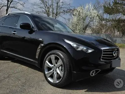 Usata Infiniti Fx30 238 CV (175 kW) 2012 Nero SUV