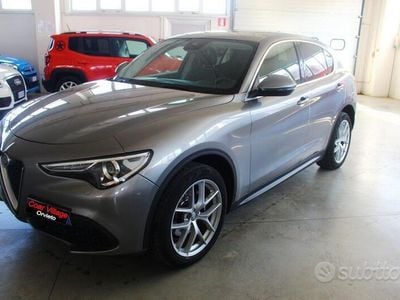 Usata Alfa Romeo Stelvio 280 CV (205 kW) 2017 Grigio SUV