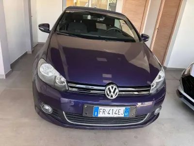 Usata VW Golf VII Highline 110 CV (80 kW) 2017 Blu/azzurro Cabrio