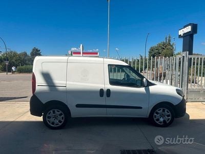 Occasion Fiat Doblò 120 ch (88 kW) 2019 Blanc Monospace