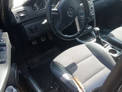 Mercedes B180