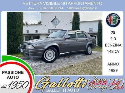 Usata Alfa Romeo 75 148 CV (108 kW) 1989 Grigio Berlina