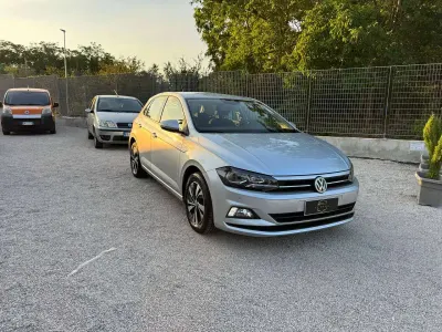 Usata VW Polo Comfortline 95 CV (69 kW) 2019 Argento Utilitaria