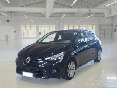 Usata Renault Clio V Business 91 CV (66 kW) 2022 Nero Berlina