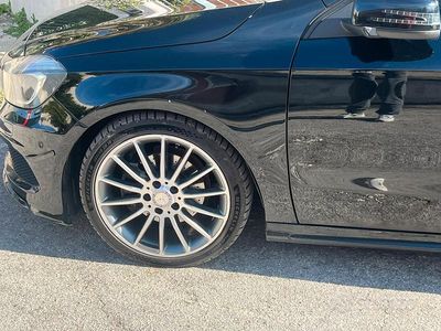 Usata Mercedes A180 AMG 109 CV (80 kW) 2015 Nero Berlina