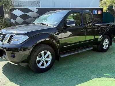 Usata Nissan Navara Platinum 190 CV (139 kW) 2015 Nero Pick-up