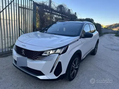 Usata Peugeot 3008 GT-line 131 CV (96 kW) 2022 Bianco SUV