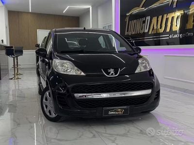 Usata Peugeot 107 68 CV (50 kW) 2009 Nero Utilitaria