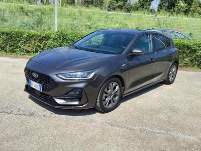 Usata Ford Focus ST-Line 125 CV (91 kW) 2024 Grigio Berlina