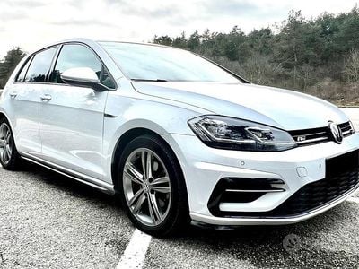 Usata VW Golf VII R-line 150 CV (110 kW) 2018 Berlina