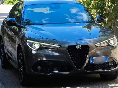 Usata Alfa Romeo Stelvio Veloce 209 CV (153 kW) 2022 Grigio SUV