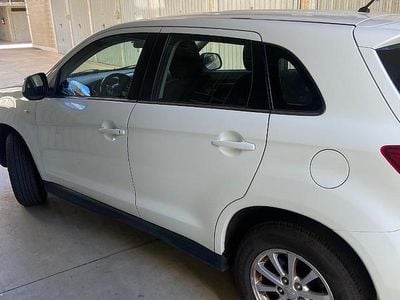 Begagnad Mitsubishi ASX 150 HK (110 kW) 2011 Vit SUV