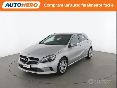 Usata Mercedes A180 110 CV (80 kW) 2017 Argento Berlina