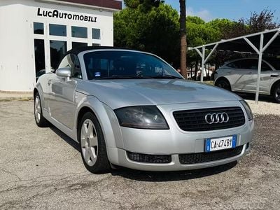 Usata Audi TT Roadster 179 CV (131 kW) 2000 Grigio Cabrio