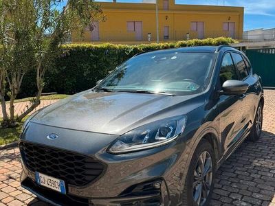 Usata Ford Kuga ST-Line 152 CV (111 kW) 2021 Grigio SUV