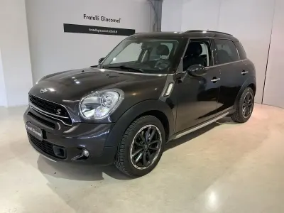 Usata Mini Cooper S Countryman 190 CV (139 kW) 2015 Marrone SUV