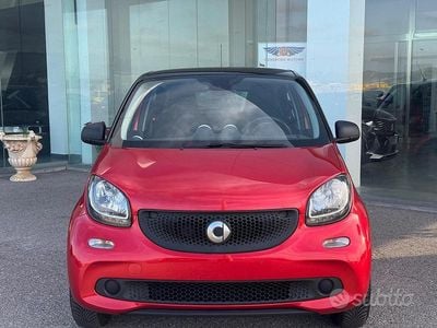 Usata Smart ForFour Passion 70 CV (51 kW) 2015 Rosso Utilitaria