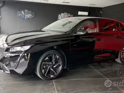 Usata Peugeot 308 Allure 131 CV (96 kW) 2022 Nero Berlina