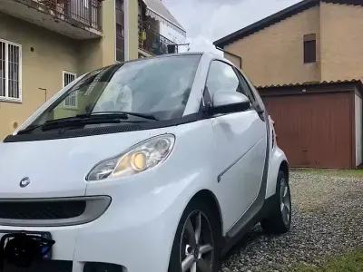 Begagnad Smart ForTwo Coupé 71 HK (52 kW) 2014 Vit Sportkupé