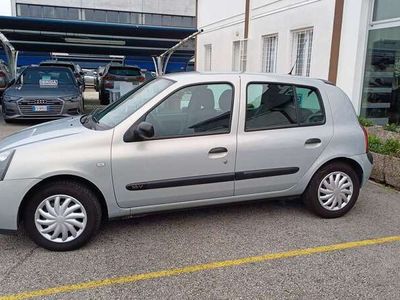Renault Clio II