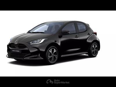 Nuova Toyota Yaris Hybrid Lounge 131 CV (96 kW) 2025 Nero Berlina