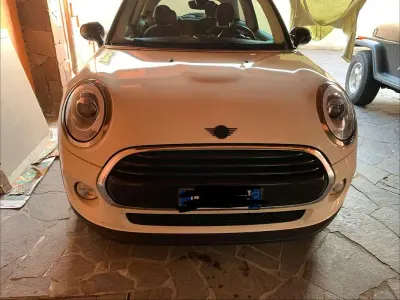 Usata Mini Cooper D 116 CV (85 kW) 2015 Utilitaria