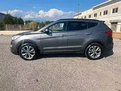 Usata Hyundai Santa Fe 150 CV (110 kW) 2015 Grigio SUV