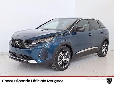 Usata Peugeot 3008 Allure 225 CV (165 kW) 2024 Vert poseidon SUV