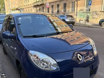 Usata Renault Twingo 58 CV (42 kW) 2008 Blu Utilitaria