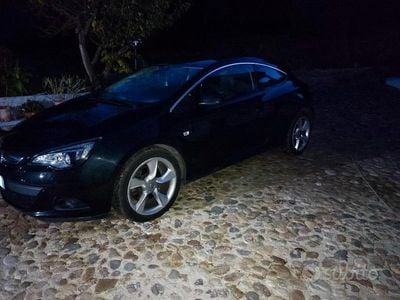 Usata Opel Astra GTC 180 CV (132 kW) 2013