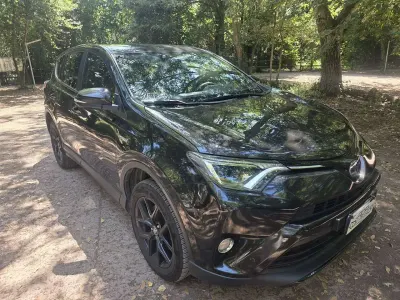 Usata Toyota RAV4 Hybrid 155 CV (114 kW) 2018 Nero SUV