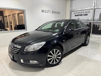 Usata Opel Insignia 130 CV (95 kW) 2012 Nero Berlina