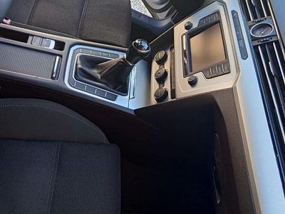 Usata VW Passat Business 150 CV (110 kW) 2014 Grigio Station wagon