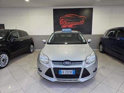 Usata Ford Focus 95 CV (69 kW) 2011 Grigio Station wagon