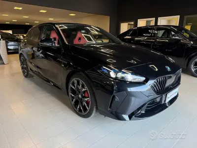Usata BMW 120 M Sport 156 CV (114 kW) 2024 Nero Utilitaria