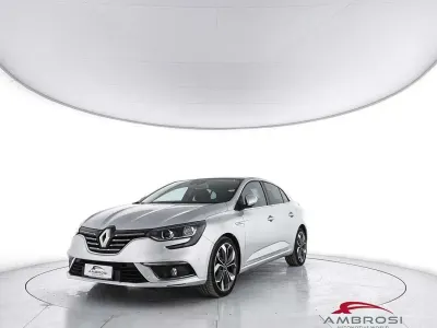 Usata Renault Mégane Intens 131 CV (96 kW) 2017 Grigio Berlina