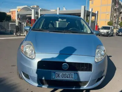 Usata Fiat Grande Punto 75 CV (55 kW) 2007 Blu Utilitaria