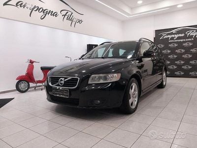 Usata Volvo V50 R-Design 150 CV (110 kW) 2011 Nero Station wagon
