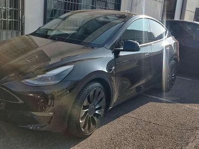 Usata Tesla Model Y Performance 392 kW (534 CV) 2022 Nero SUV