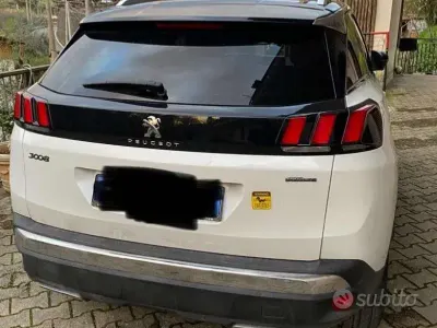Usata Peugeot 3008 GT-line 112 CV (82 kW) 2018 Bianco SUV