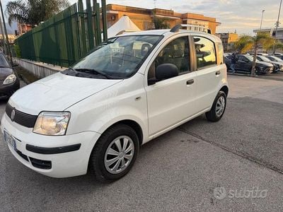 Usata Fiat Panda Active 74 CV (54 kW) 2011 Bianco Utilitaria