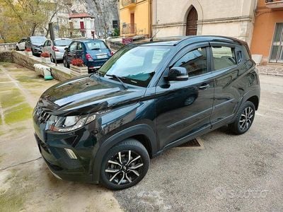 Usata Mahindra KUV100 83 CV (61 kW) 2021 Nero SUV