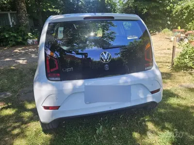 Usata VW up! 65 CV (47 kW) 2023 Bianco Utilitaria