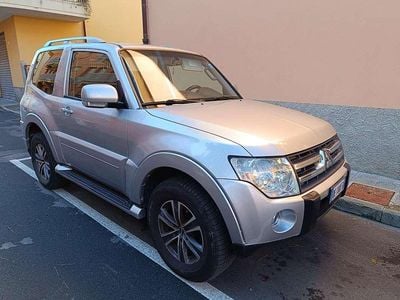 Usata Mitsubishi Pajero 160 CV (117 kW) 2007 Argento SUV