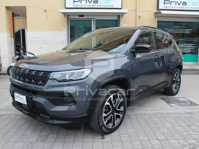 Begagnad Jeep Compass 131 HK (96 kW) 2022 Grå SUV