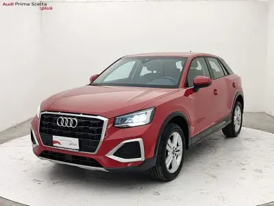 Usata Audi Q2 Business 150 CV (110 kW) 2024 Rosso SUV