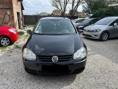 Usata VW Golf IV Sportline 105 CV (77 kW) 2005 Nero Berlina