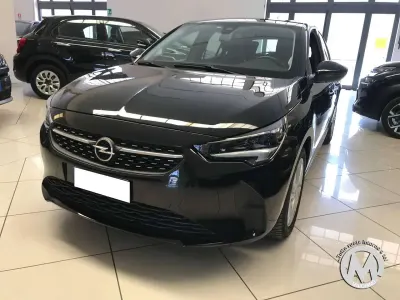 Usata Opel Corsa Elegance 75 CV (55 kW) 2021 Nero Utilitaria