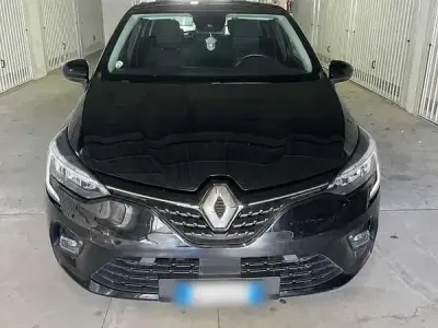 Usata Renault Clio V Business 101 CV (74 kW) 2021 Berlina
